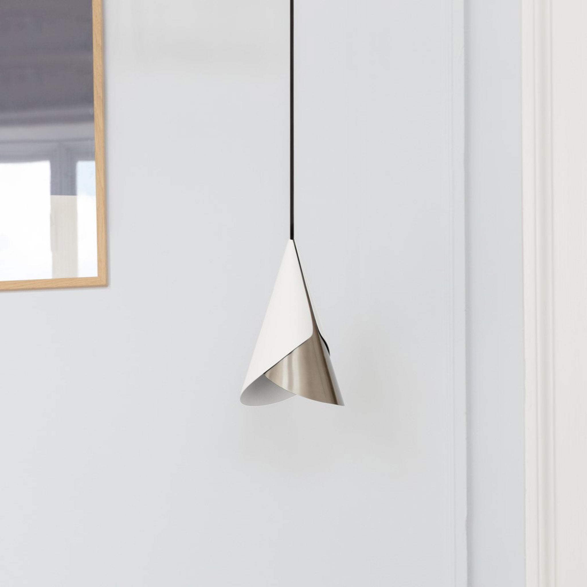 UMAGE Cornet ブラック・ブラス ペンダントライト UMAGE Cornet ブラック・ブラス ペンダントライト