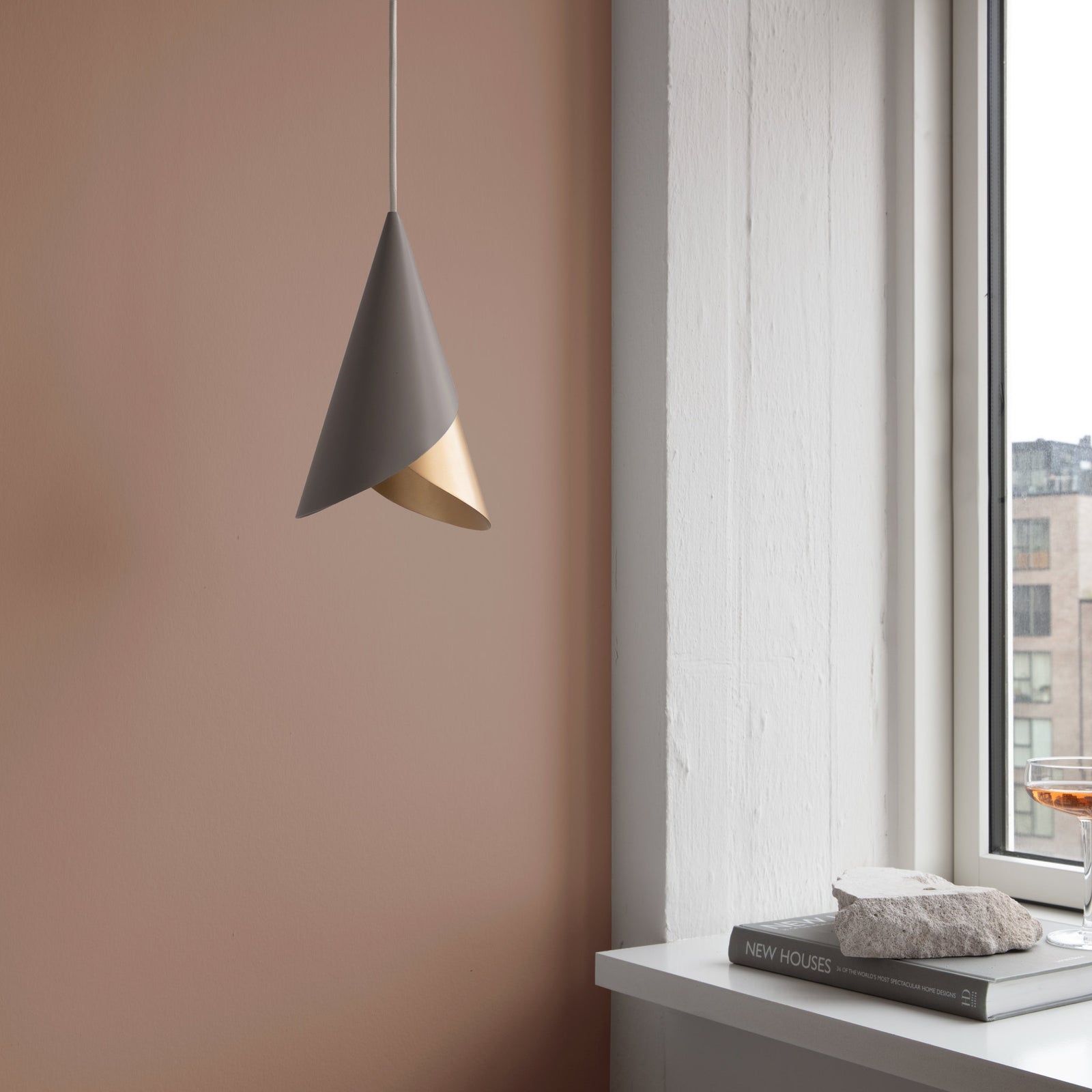 UMAGE_lifestyle_Cornet_umber_b